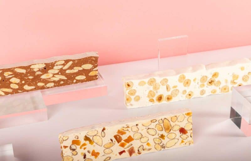 Soft nougat bars